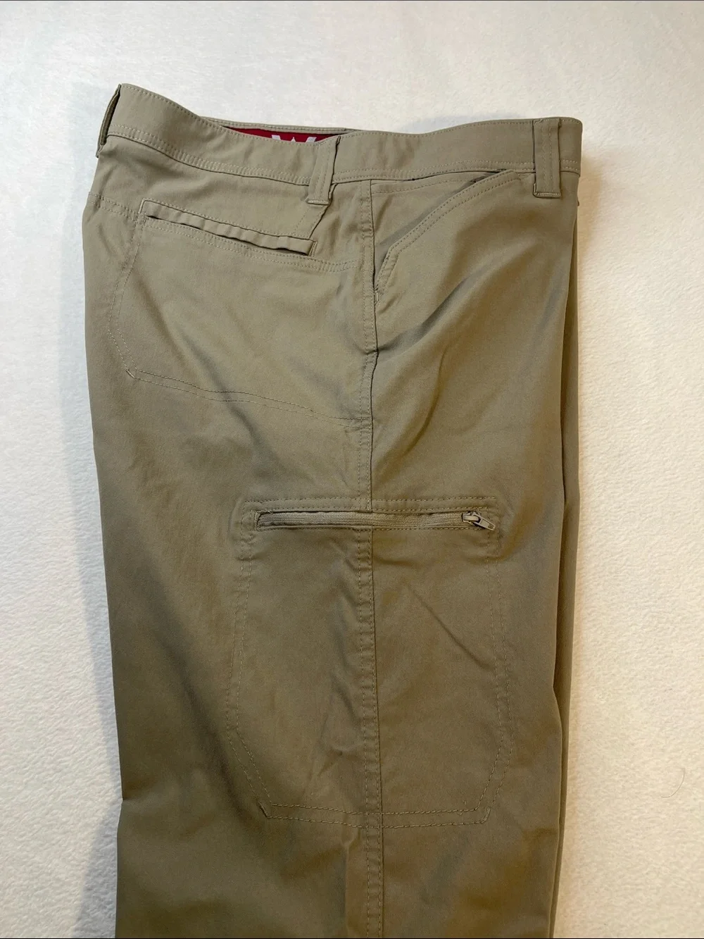 Wrangler Men's Olive/Tan PANTS SIZE 38/32